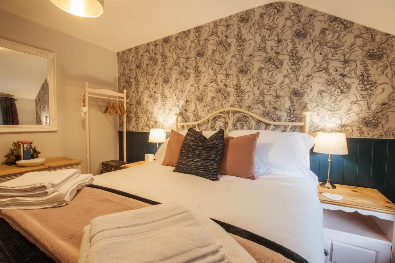 Cosy, Coastal Cottage In Snowdonia 할레흐 외부 사진