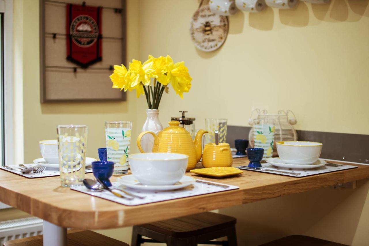 Cosy, Coastal Cottage In Snowdonia 할레흐 외부 사진